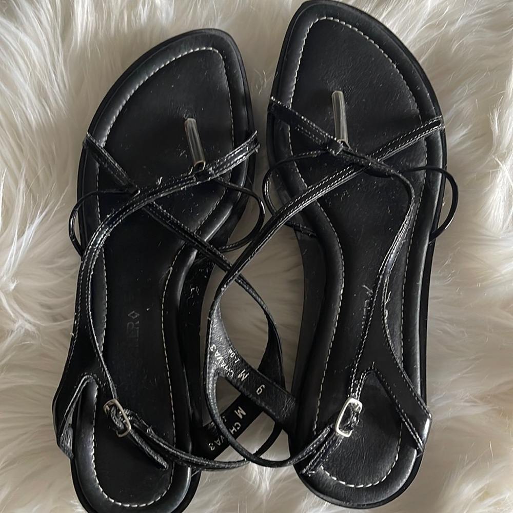 Donald Pliner Black Sandels, only wore them one time